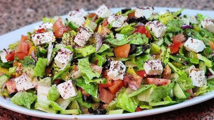 سلطة يونانية مجمعات 