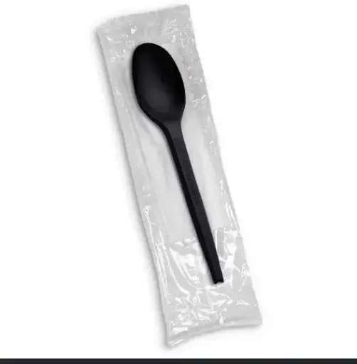  plastic spoons